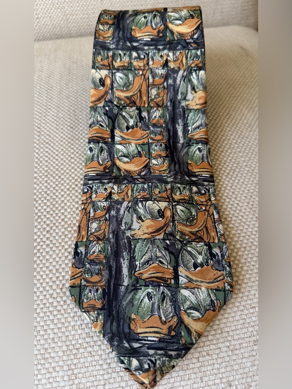 Rare- Donald Duck Silk Tie